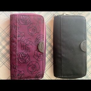 Traveler wallets set of two